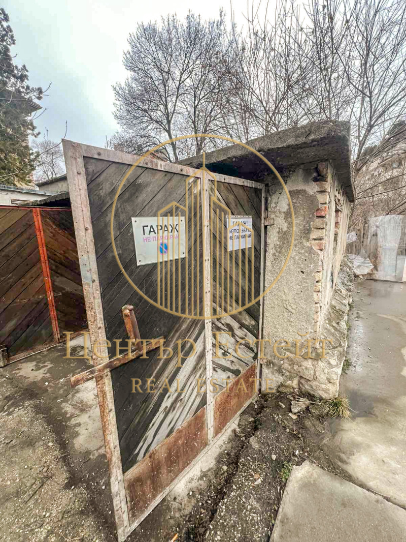 Продава  Гараж град Плевен , Идеален център , 19 кв.м | 88720580 - изображение [2]