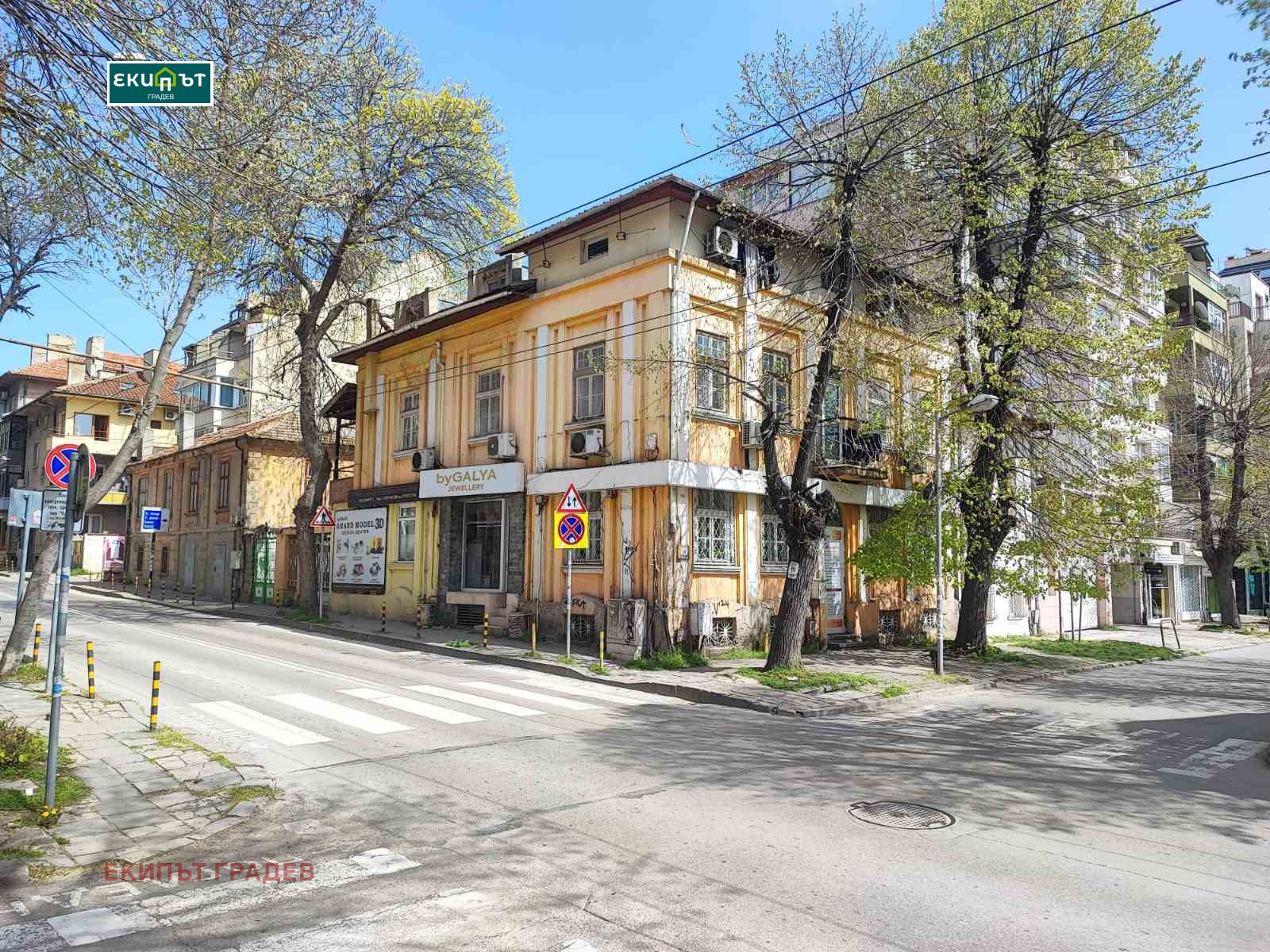 Продава МАГАЗИН, гр. Варна, Център, снимка 2 - Магазини - 49919322