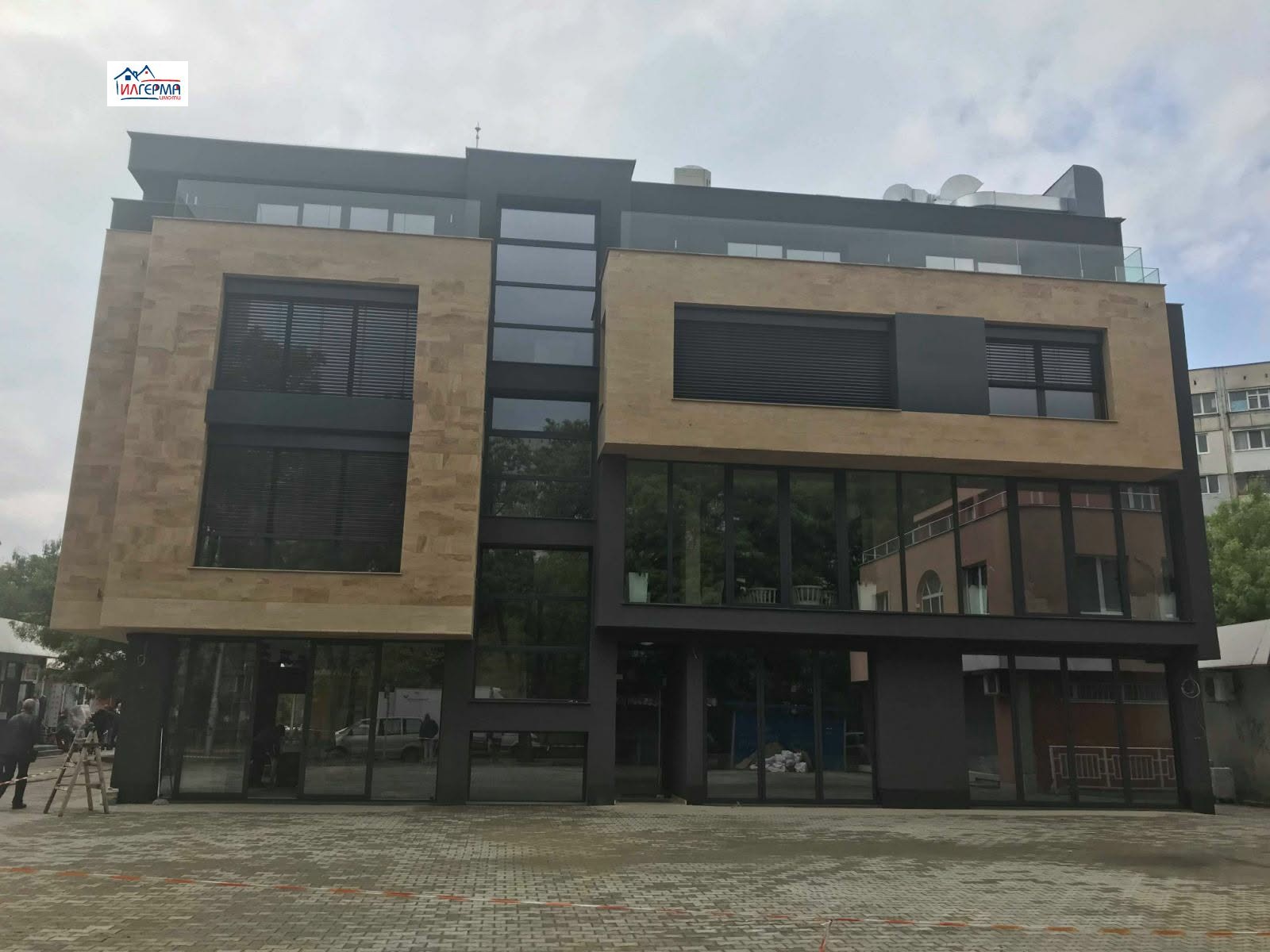 Продава БИЗНЕС ИМОТ, гр. София, Света Троица