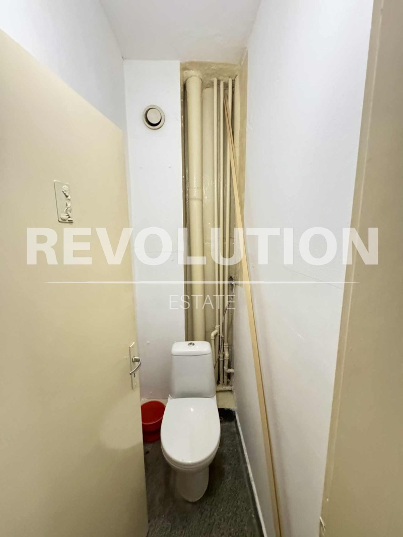 For Sale  2 bedroom Plovdiv , Izgrev , 82 sq.m | 42951192 - image [6]