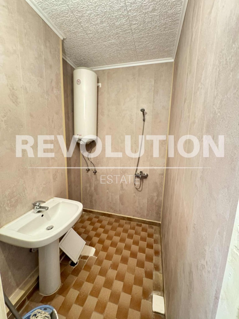 For Sale  2 bedroom Plovdiv , Izgrev , 82 sq.m | 42951192 - image [8]
