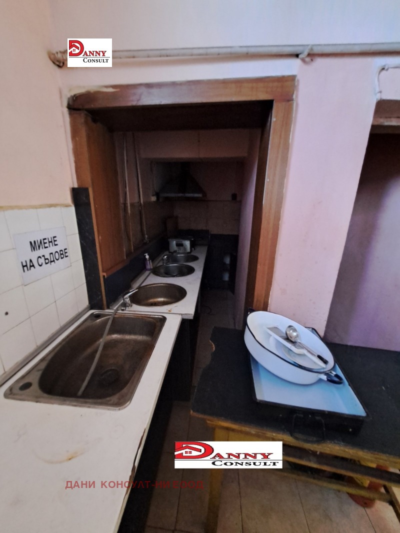 Продава БИЗНЕС ИМОТ, гр. Свищов, област Велико Търново, снимка 5 - Други - 51027393