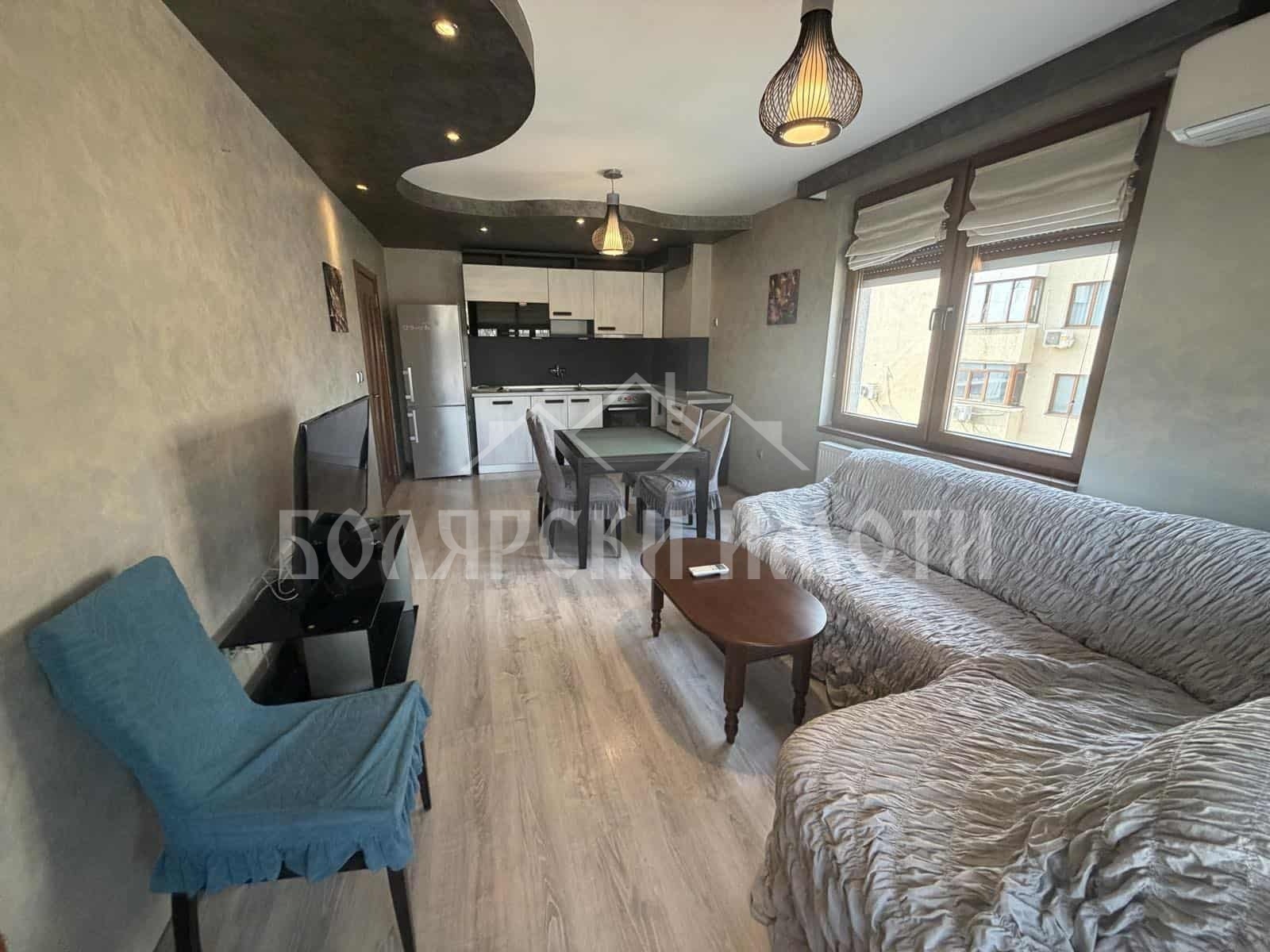 Продава 3-СТАЕН, гр. Велико Търново, Център, снимка 2 - Апартаменти - 54287290