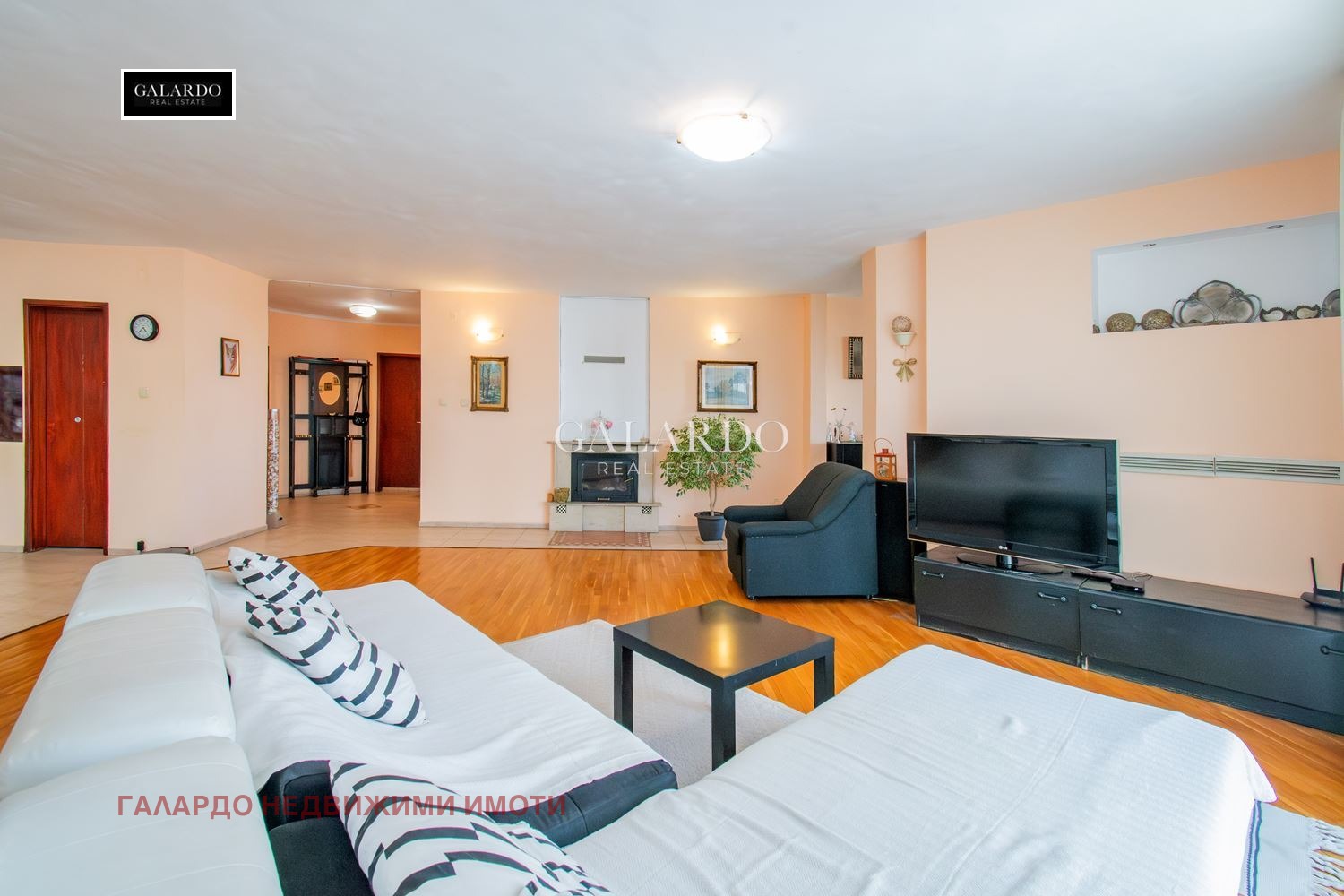 Продава МНОГОСТАЕН, гр. София, Павлово, снимка 2 - Апартаменти - 55426010