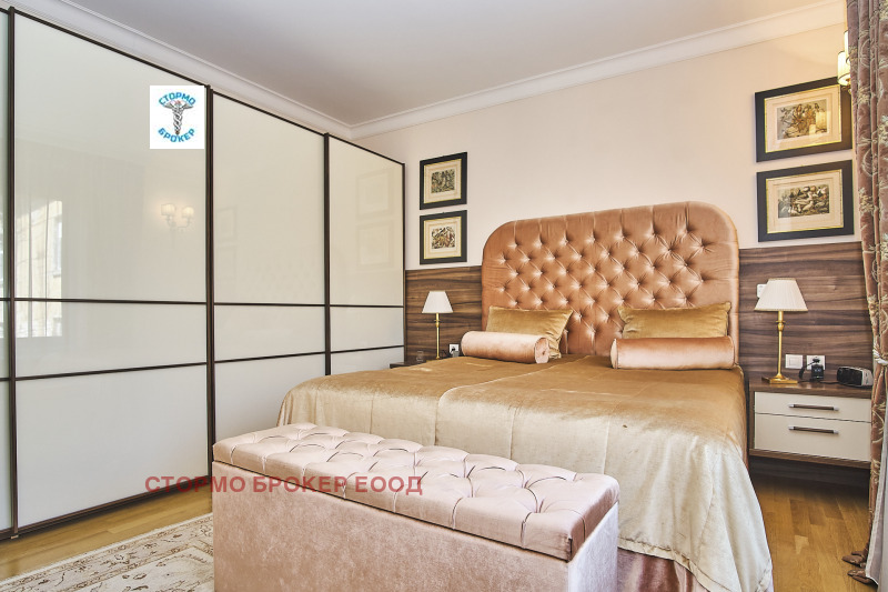 Satılık  3 yatak odası Sofia , Centar , 185 metrekare | 56612304 - görüntü [9]
