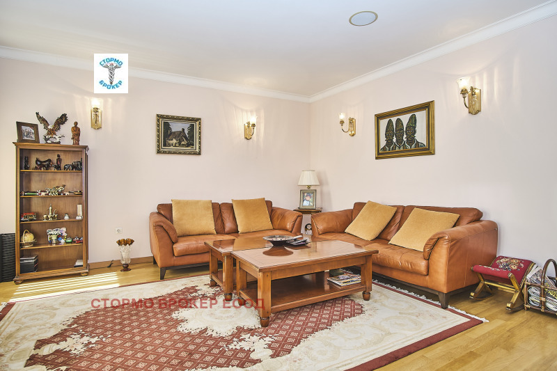 Satılık  3 yatak odası Sofia , Centar , 185 metrekare | 56612304 - görüntü [17]