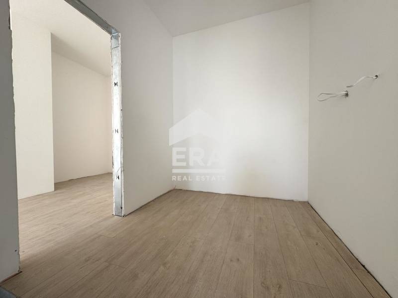 Na prodej  Mezonet Varna , Pobeda , 114 m2 | 22373831 - obraz [13]