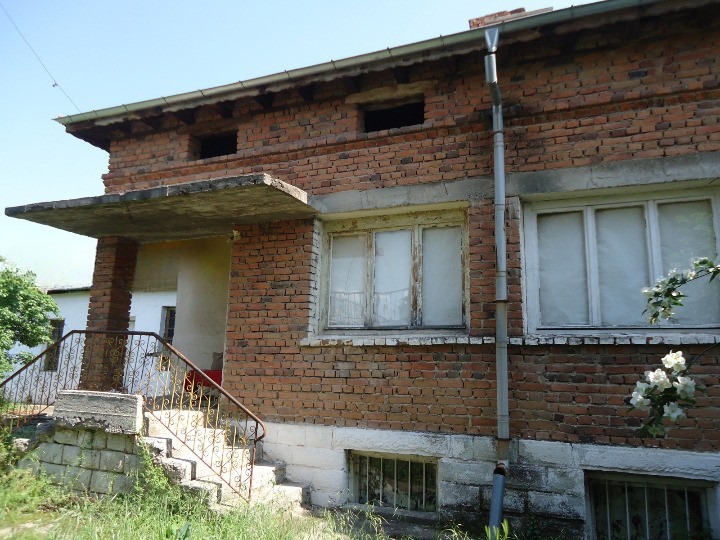 Продава КЪЩА, с. Искра, област Пловдив, снимка 12 - Къщи - 44788471