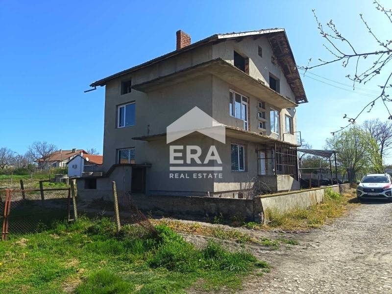 Продава КЪЩА, гр. Плиска, област Шумен, снимка 2 - Къщи - 54253968