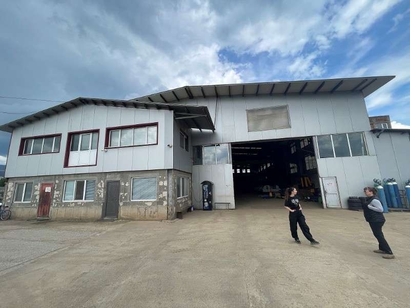 Продава ПРОМ. ПОМЕЩЕНИЕ, гр. Панагюрище, област Пазарджик, снимка 3 - Производствени сгради - 54147629