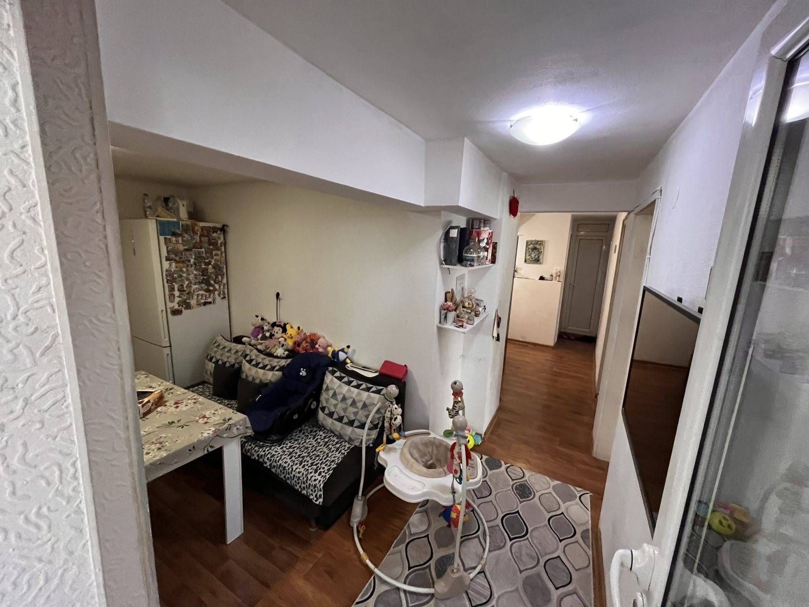 Продава ЕТАЖ ОТ КЪЩА, гр. Нови пазар, област Шумен, снимка 11 - Етаж от къща - 56255871
