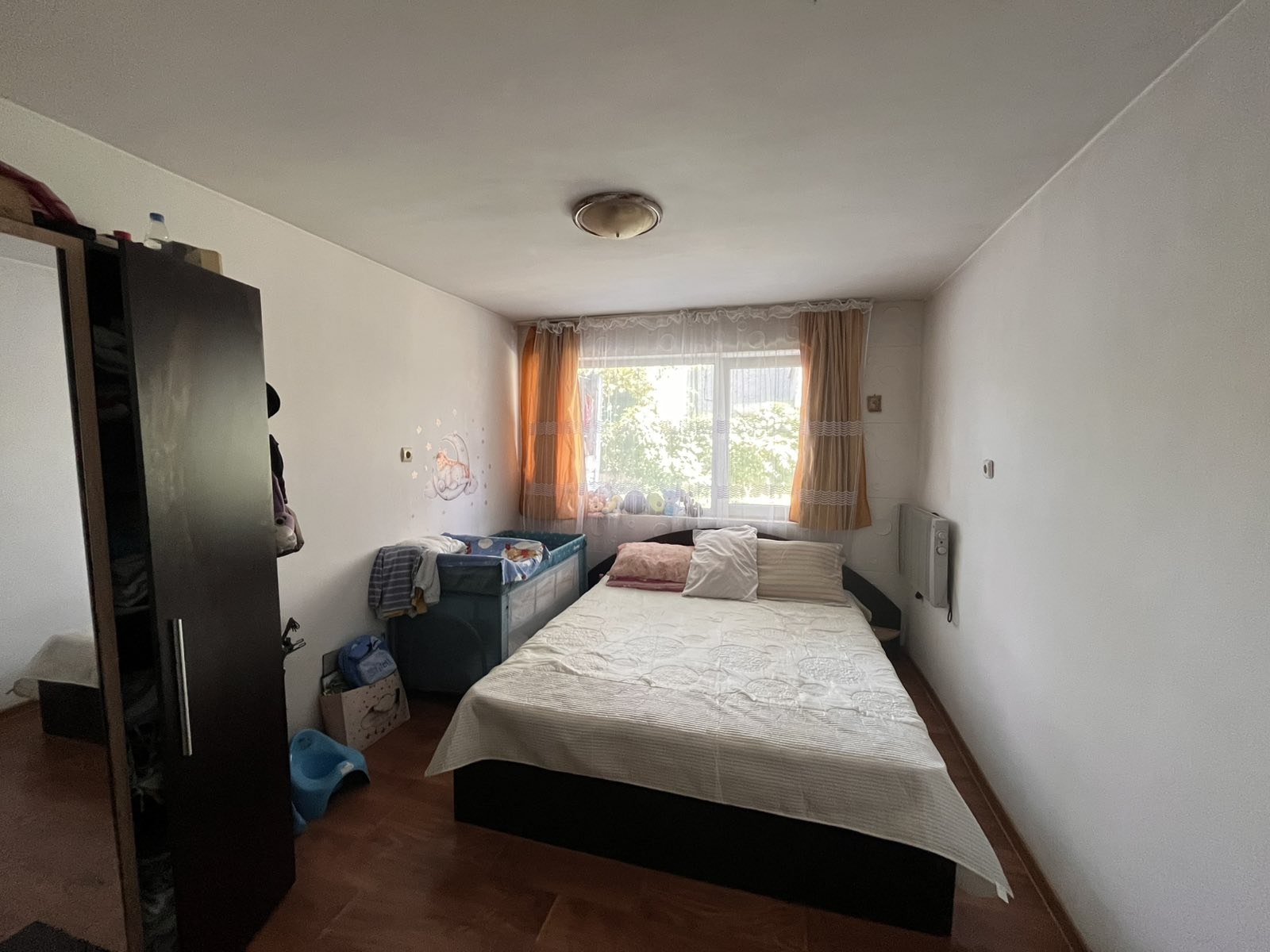 Продава ЕТАЖ ОТ КЪЩА, гр. Нови пазар, област Шумен, снимка 8 - Етаж от къща - 56255871