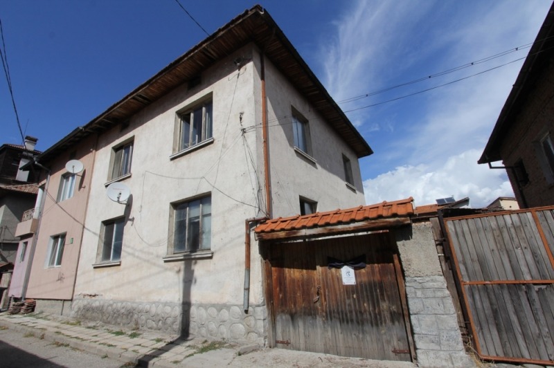 Продава КЪЩА в област Благоевград, гр. Банско - 146 кв.м / 160 000 € » 312 932.80 лв., ИНТЕРПРАЙМ БАНСКО