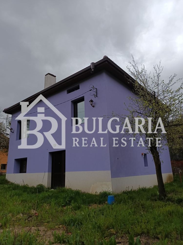 Продава КЪЩА, гр. Априлци, област Ловеч