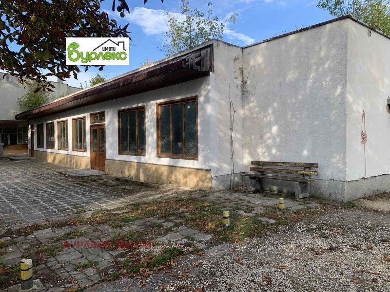 Till salu  Komplott region Varna , Tjernevo , 2000 kvm | 67664158 - bild [2]