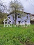 Продава КЪЩА, гр. Априлци, област Ловеч, снимка 2