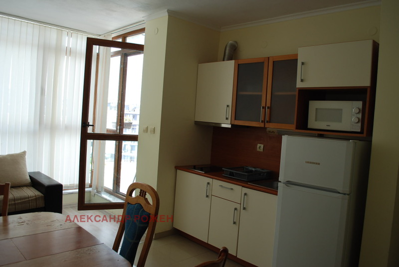 Продава 2-СТАЕН в област Бургас, к.к. Слънчев бряг - 62 кв.м / 79 000 € » 154 510.57 лв., АЛЕКСАНДР РОЖЕН