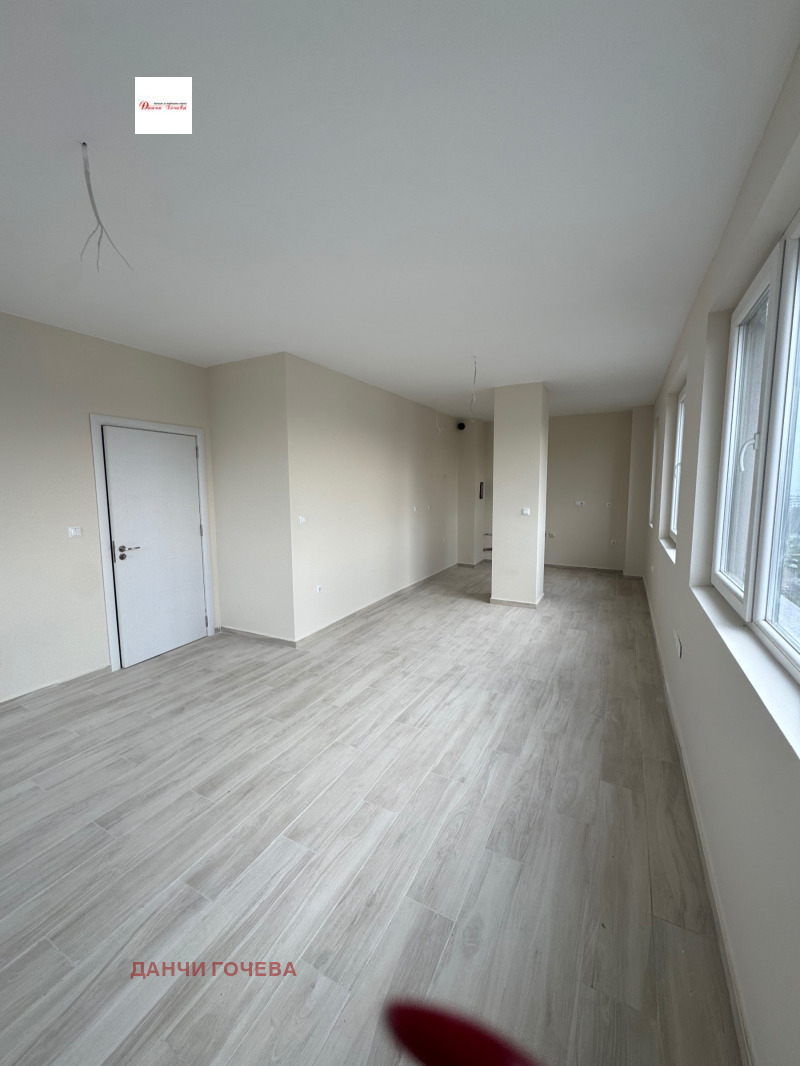 Продава 1-СТАЕН, гр. Бургас, област Бургас, снимка 2 - Апартаменти - 52720338