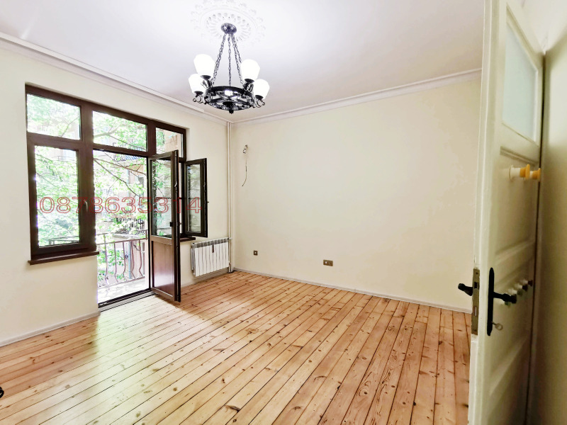 Продава 3-СТАЕН, гр. София, Център, снимка 3 - Апартаменти - 52769958