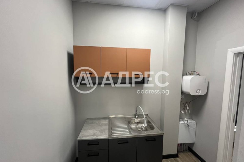 Te koop  Kantoor Sofia , Manastirski livadi , 79 m² | 64589973 - afbeelding [4]