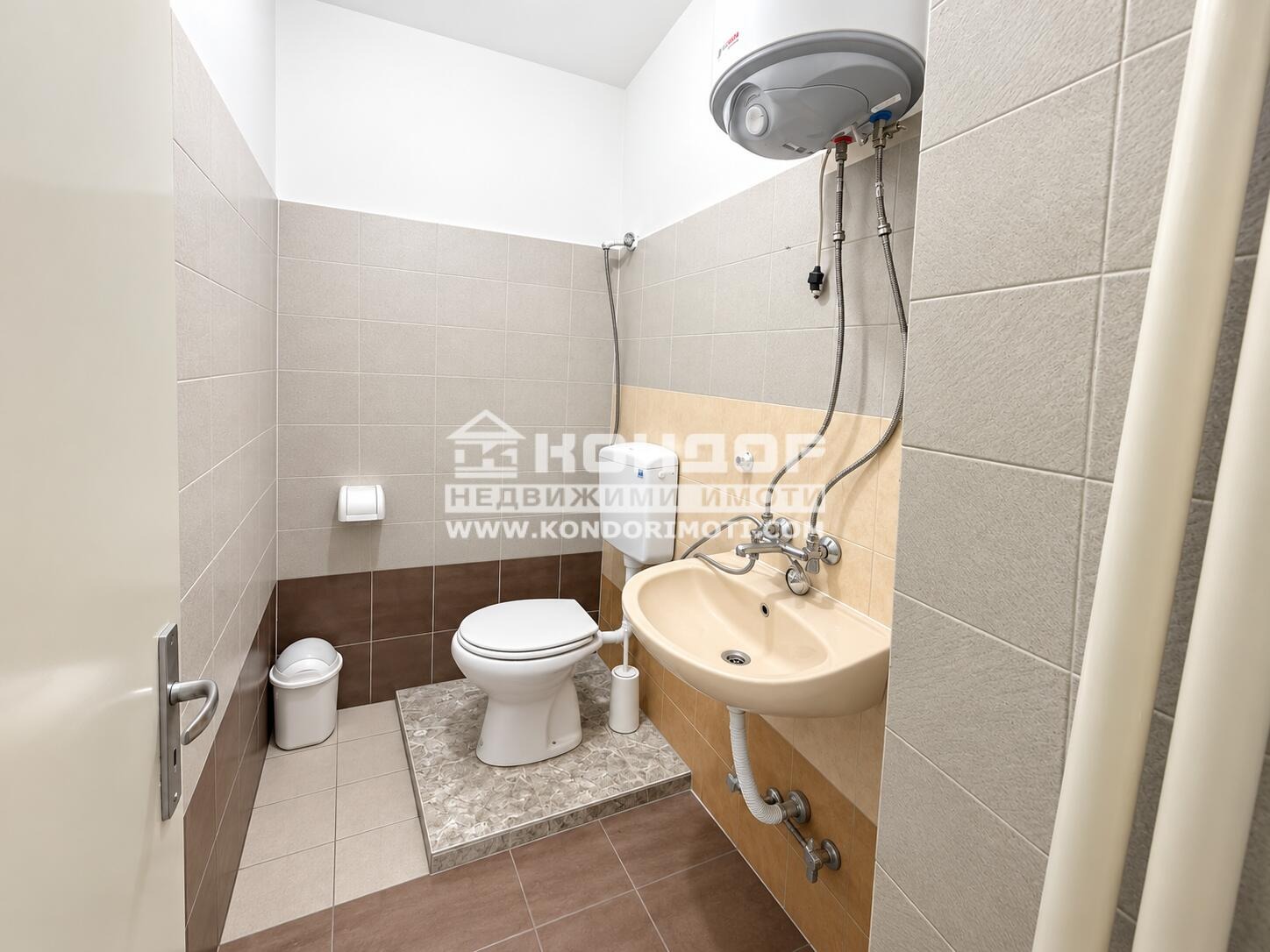 Продава ОФИС, гр. Пловдив, Център, снимка 8 - Офиси - 56590175