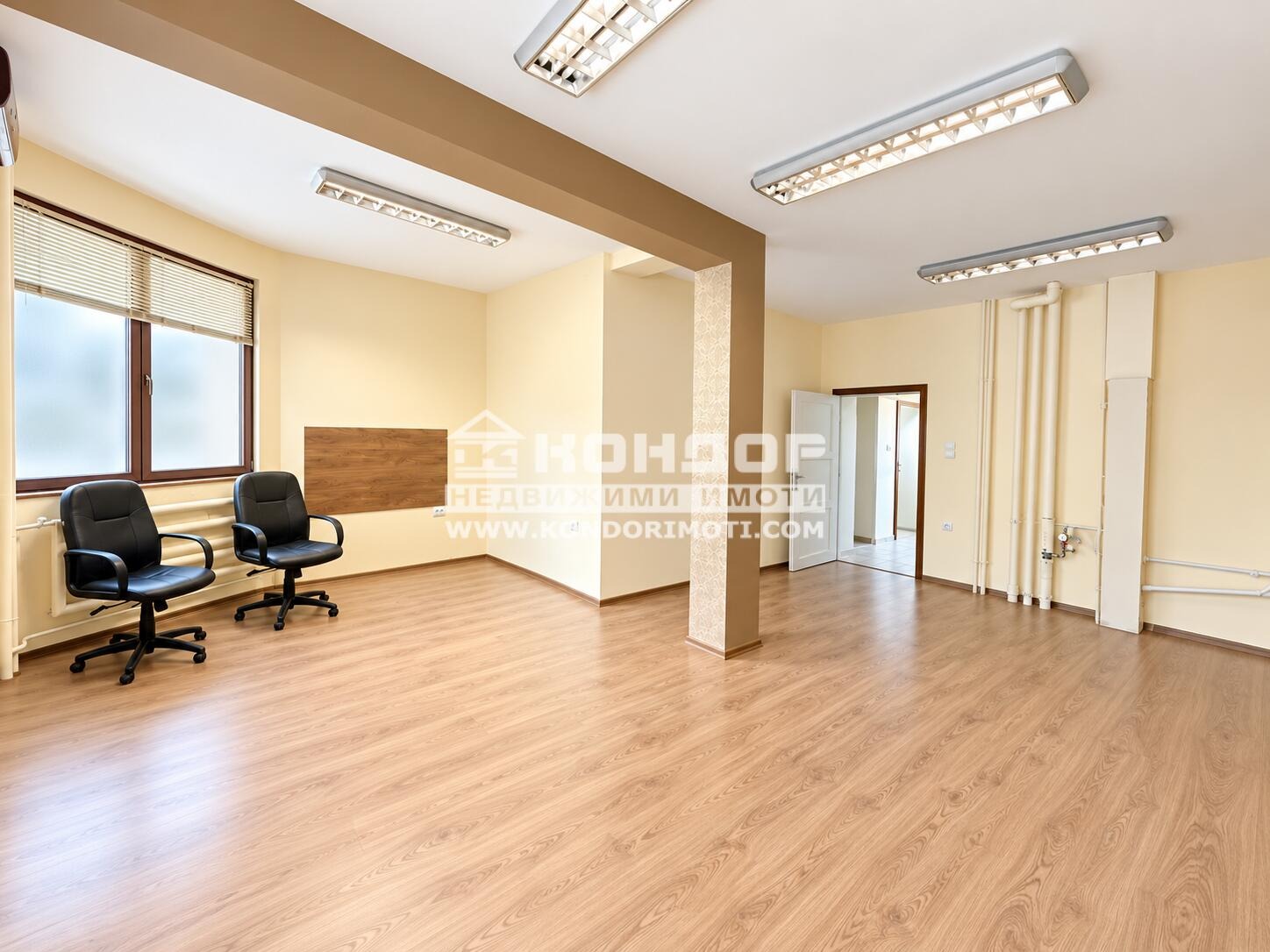 Продава ОФИС, гр. Пловдив, Център, снимка 2 - Офиси - 56590175