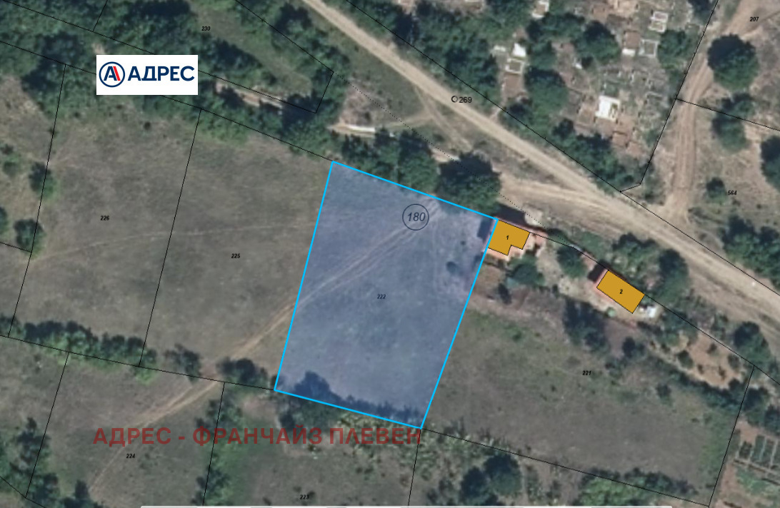 Продава ПАРЦЕЛ, с. Пресяка, област Ловеч