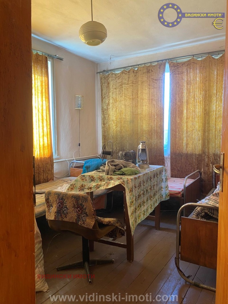 Продава ЕТАЖ ОТ КЪЩА, гр. Видин, Плиска, снимка 2 - Етаж от къща - 52127784
