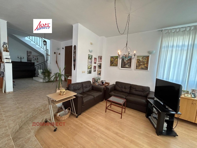 Продава  Къща област Пловдив , с. Белащица , 360 кв.м | 76463260 - изображение [4]