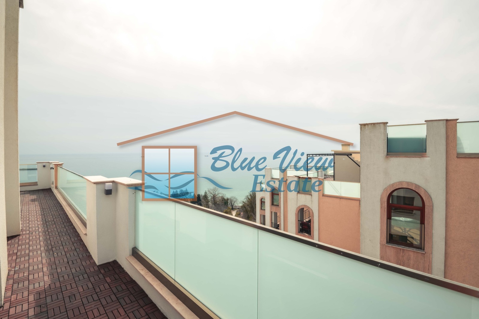 Продава МНОГОСТАЕН, гр. Балчик, област Добрич, снимка 8 - Апартаменти - 54098800