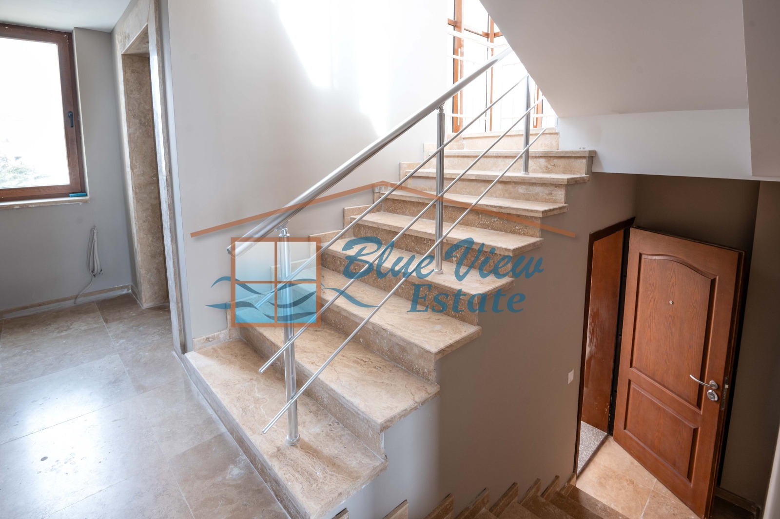 Продава МНОГОСТАЕН, гр. Балчик, област Добрич, снимка 13 - Апартаменти - 54098800