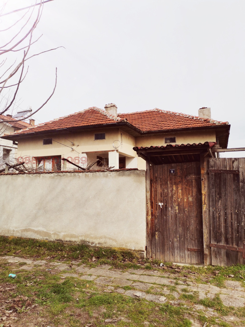 Продава КЪЩА в област Плевен, гр. Левски - 100 кв.м / 50 000 € » 97 791.50 лв.