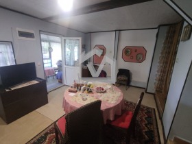 Maison Botevo, région Varna 1