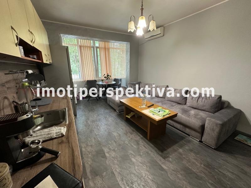 Продава  3-стаен град Пловдив , Център , 100 кв.м | 32907558