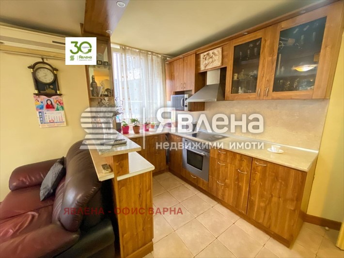 Na sprzedaż  3 sypialnie Warna , Centar , 100 mkw | 77141698