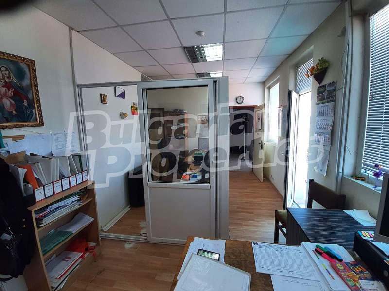 Продава  Офис град Велико Търново , Център , 156 кв.м | 75019972 - изображение [11]