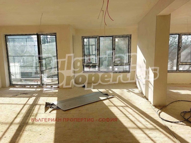 De vânzare  Birou Sofia , Bâcston , 92 mp | 23477862