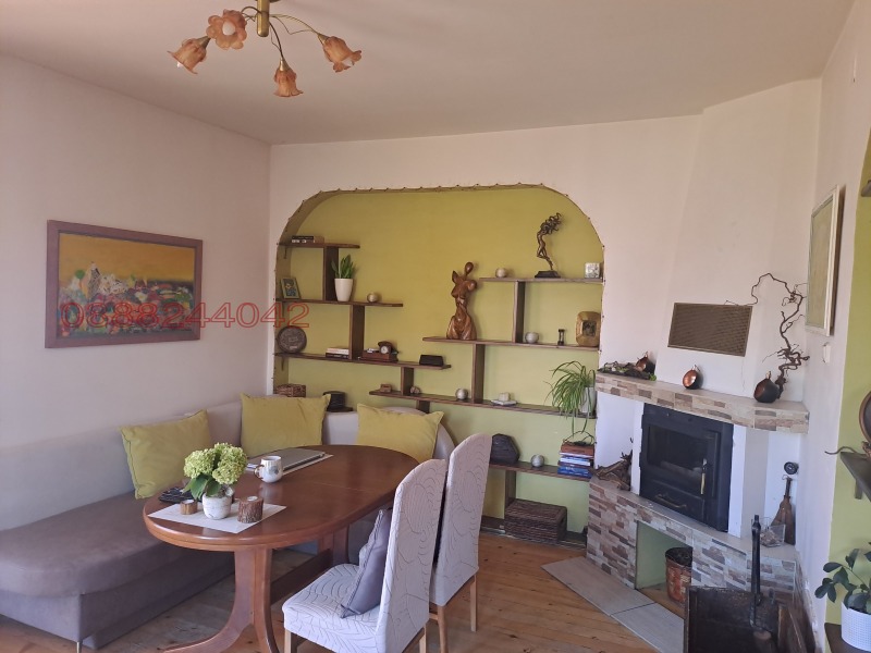 Продава КЪЩА, гр. София, с. Горни Богров, снимка 10 - Къщи - 52782609