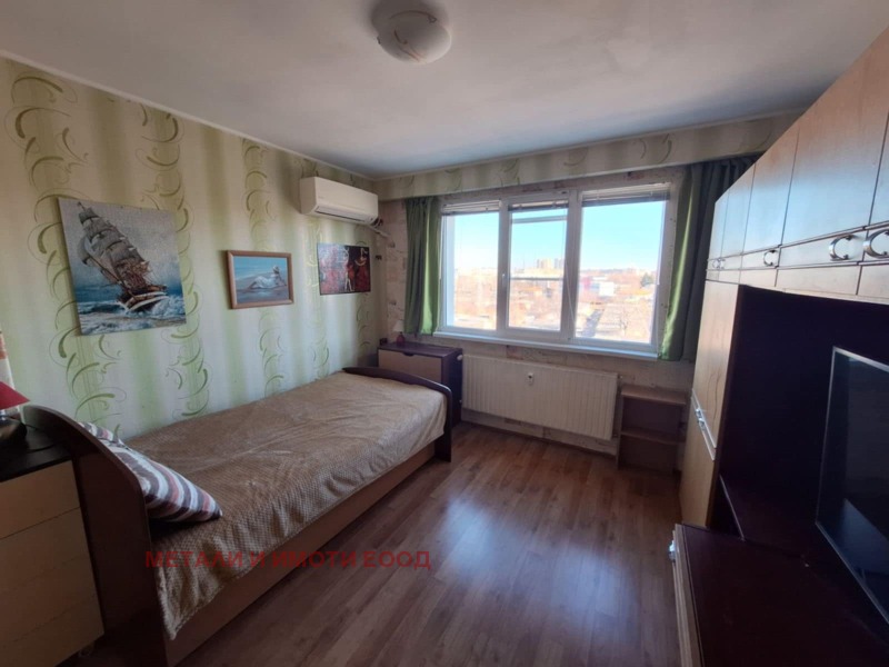 De vânzare  1 dormitor Ruse , Zdraveț , 60 mp | 28447181 - imagine [7]