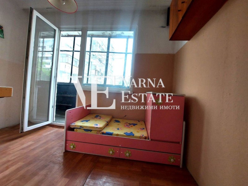 De vânzare  2 dormitoare Varna , Vâzrajdane 3 , 60 mp | 98419700 - imagine [8]