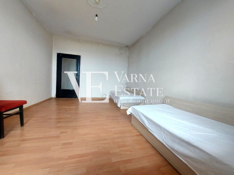 De vânzare  2 dormitoare Varna , Vâzrajdane 3 , 60 mp | 98419700 - imagine [3]