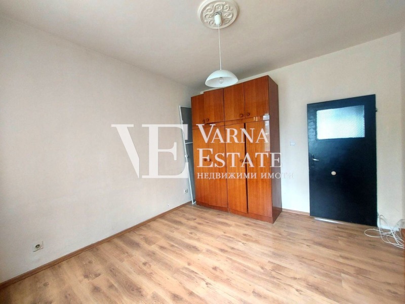 De vânzare  2 dormitoare Varna , Vâzrajdane 3 , 60 mp | 98419700 - imagine [6]