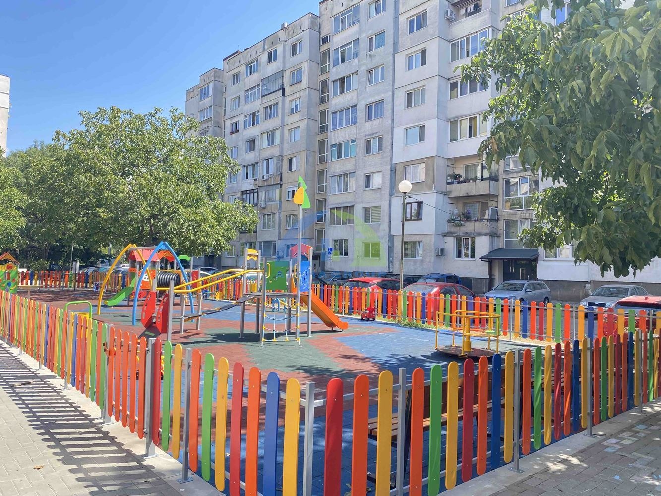 Продава 2-СТАЕН, гр. София, Света Троица