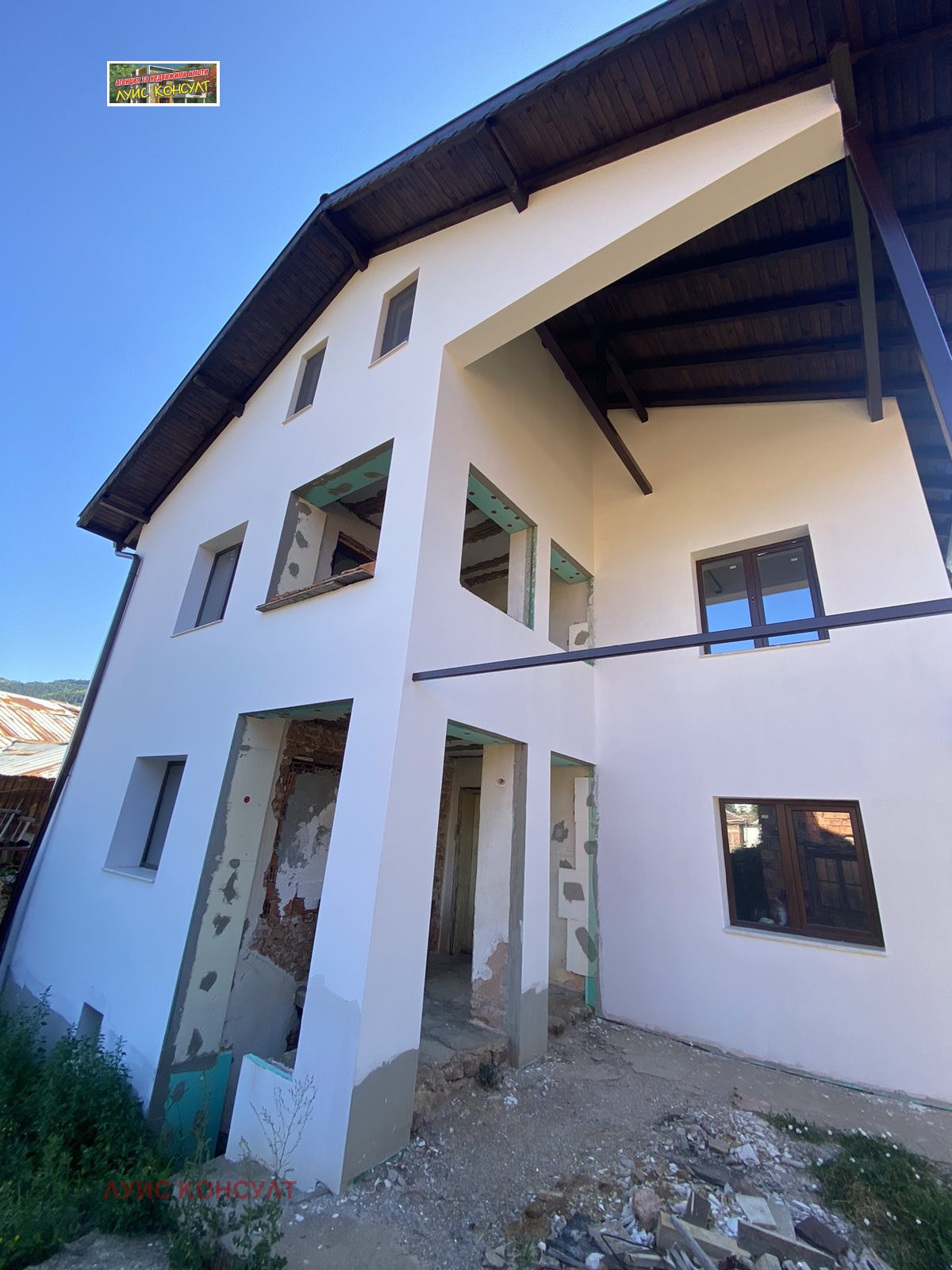 Продава КЪЩА, гр. Чипровци, област Монтана, снимка 2 - Къщи - 46767262