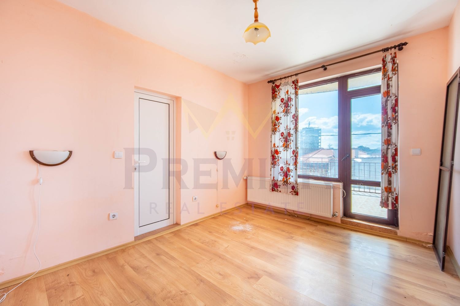 Продава КЪЩА, гр. Каварна, област Добрич, снимка 4 - Къщи - 54675823