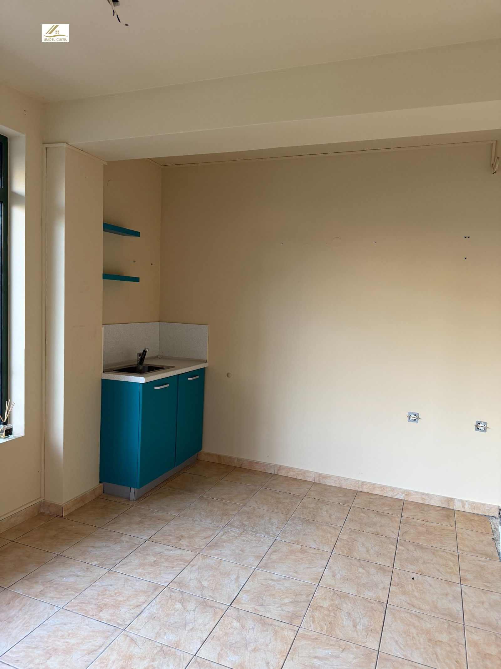 Продава МАГАЗИН, гр. Плевен, Идеален център, снимка 3 - Магазини - 54115141