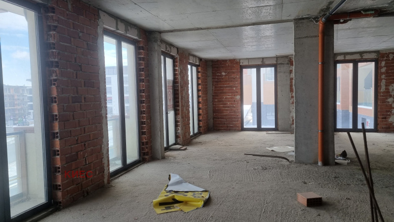 Продава КЛИНИКА в град София, Кръстова вада - 775 кв.м / 1 550 000 € » 3 031 536.50 лв., КИЕС