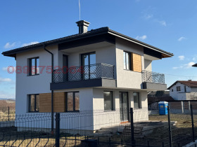 Haus Kostinbrod, region Sofia 3