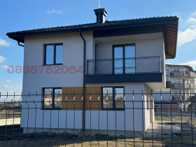 Haus Kostinbrod, region Sofia 4