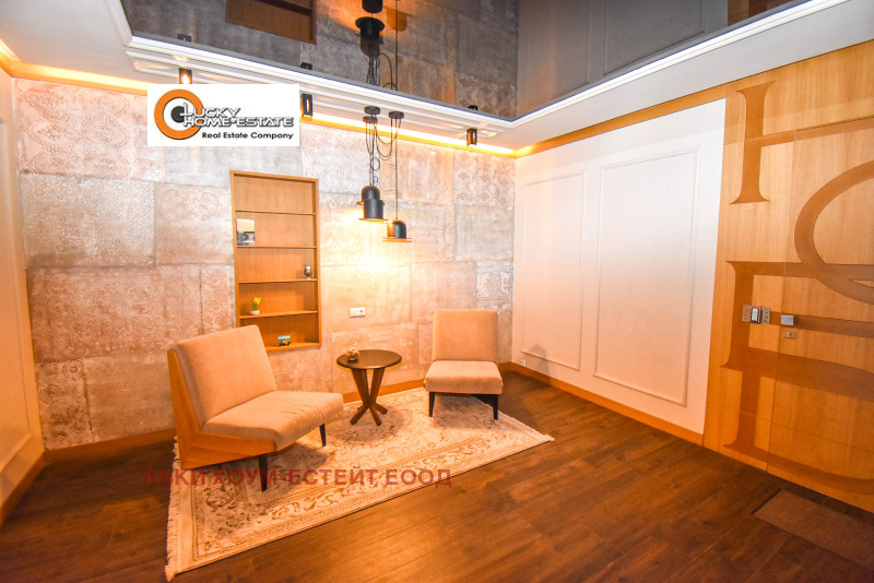 Продава  3-стаен, град София, гр. Банкя •  340 000 EUR • ID 45758945 — holmes.bg - [1] 